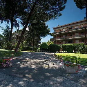 Hotel Park Blanc Et Noir