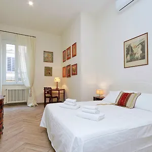 Apartment Sistina 2