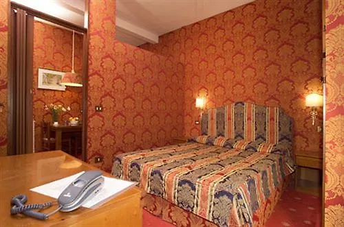 Hotel Ponte Bianco Rom