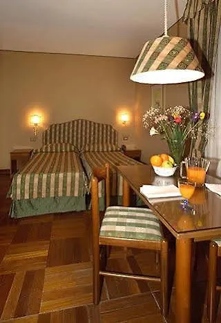 Hotel Ponte Bianco Rom